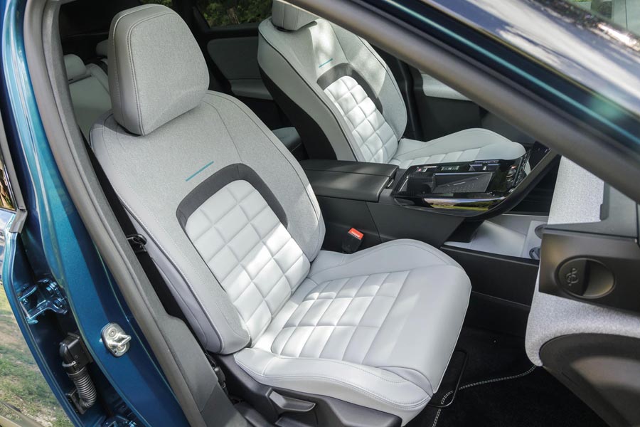 ���� ������ Citroen C5 Aircross. �������� Citroen C5 Aircross