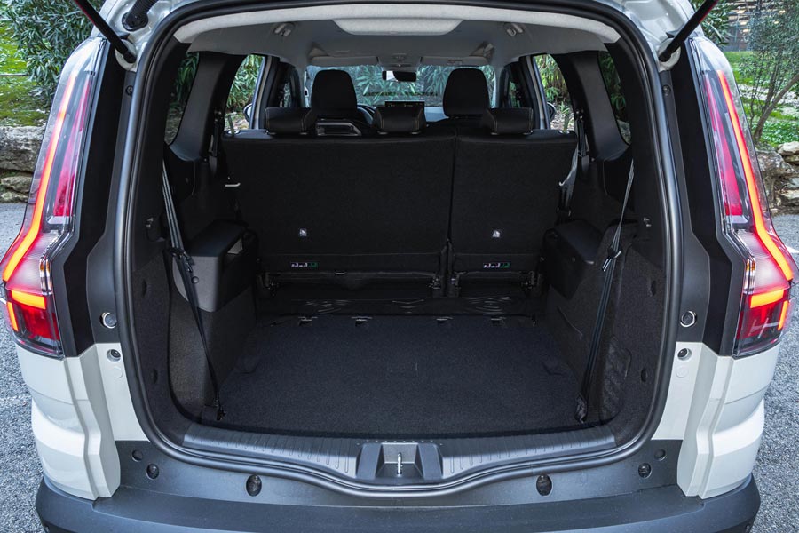 ���� ������ Dacia Jogger. �������� Dacia Jogger