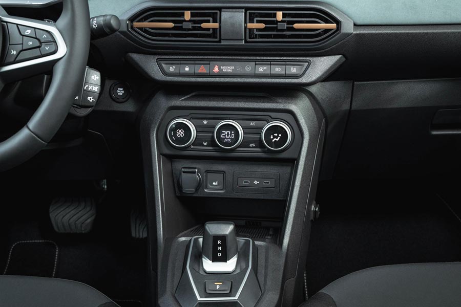 ���� ������ Dacia Sandero Stepway. �������� Dacia Sandero Stepway