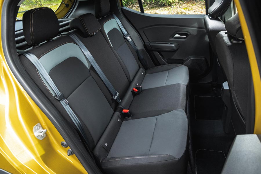 ���� ������ Dacia Sandero Stepway. �������� Dacia Sandero Stepway