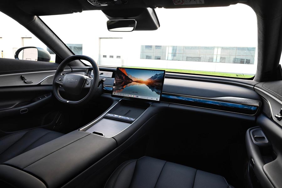   Exeed Exlantix ES.  Exeed Exlantix ES