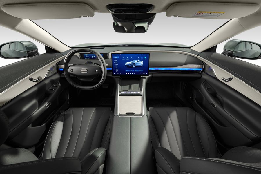   Exeed Exlantix ES.  Exeed Exlantix ES