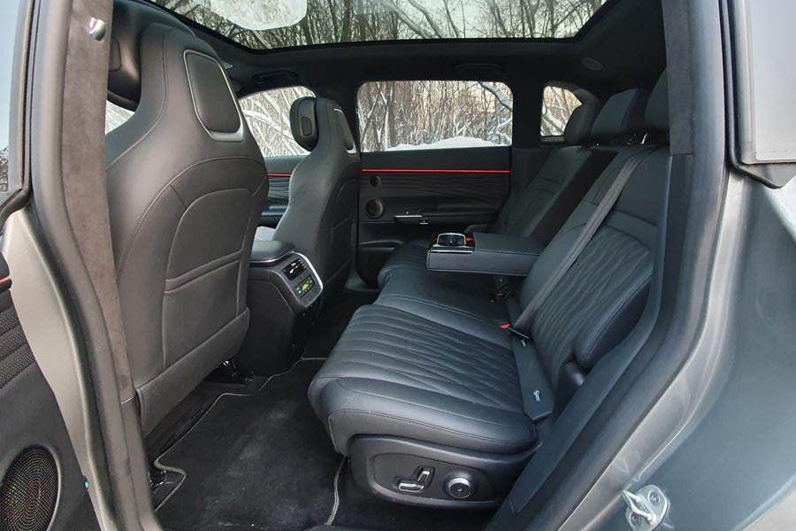 ���� ������ Exeed Exlantix ET. �������� Exeed Exlantix ET