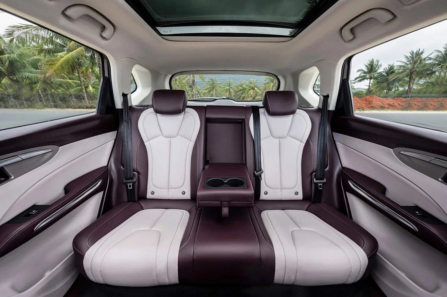   FAW Bestune T90.  FAW Bestune T90