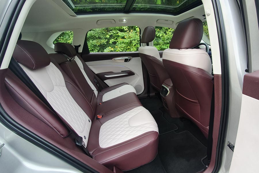   FAW Bestune T90.  FAW Bestune T90