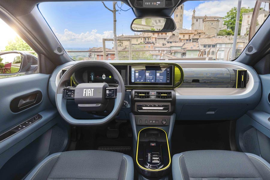   FIAT Grande Panda.  FIAT Grande Panda