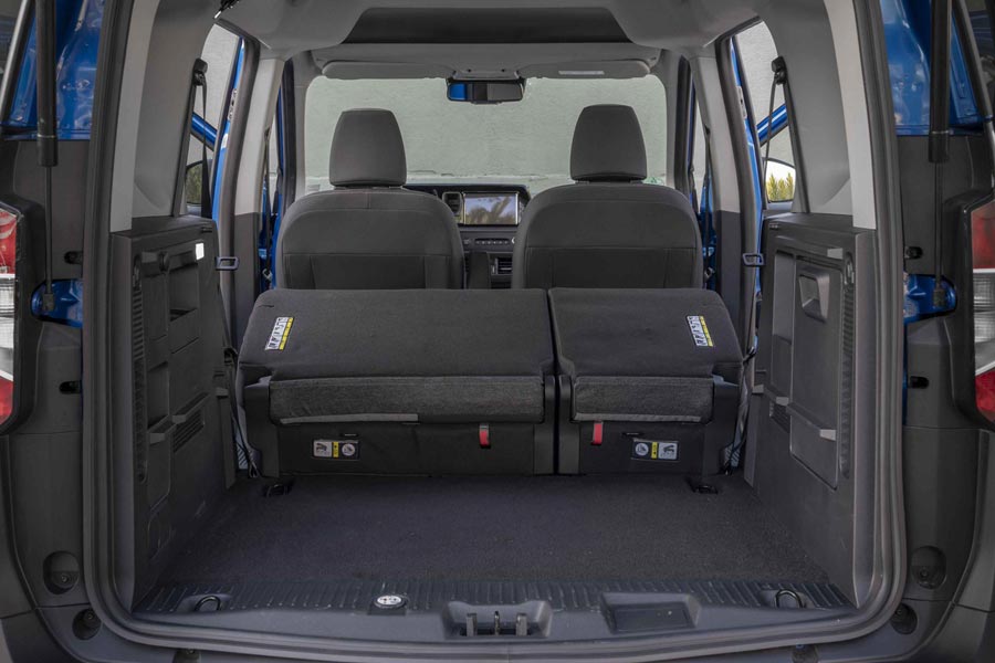   Ford Tourneo Courier.  Ford Tourneo Courier