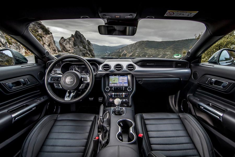   Ford Mustang Bullitt.  Ford Mustang Bullitt