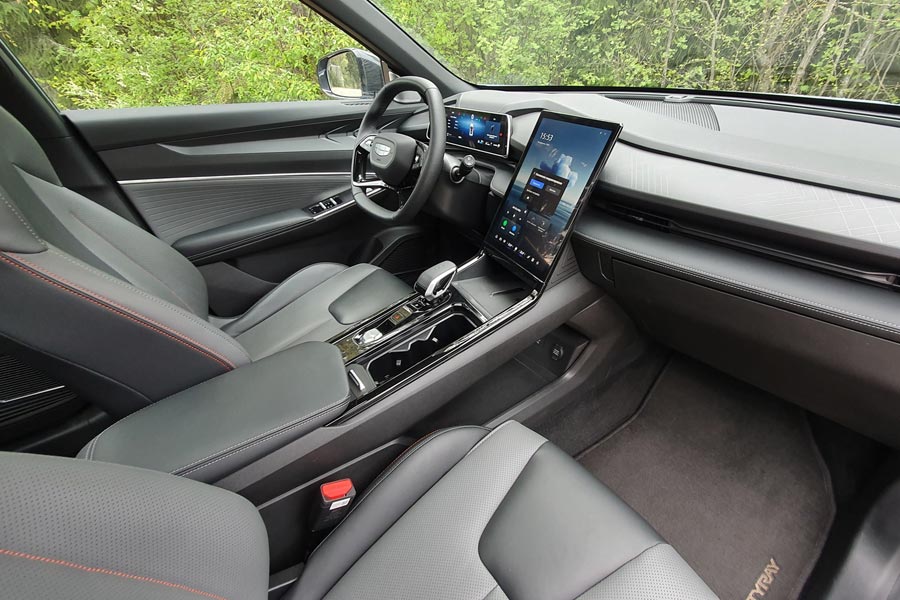   Geely Cityray.  Geely Cityray