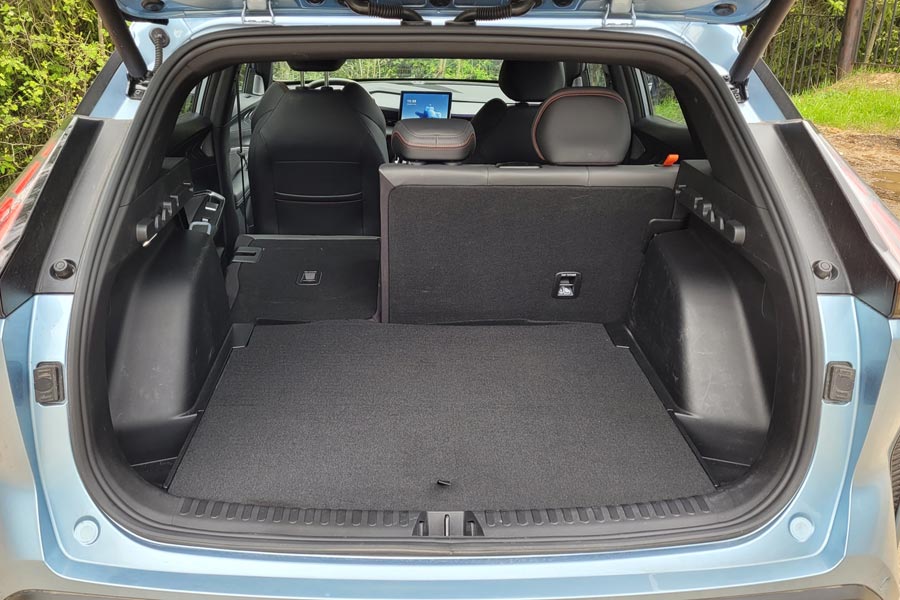   Geely Cityray.  Geely Cityray