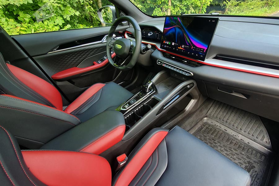 ���� ������ Geely Coolray. �������� Geely Coolray