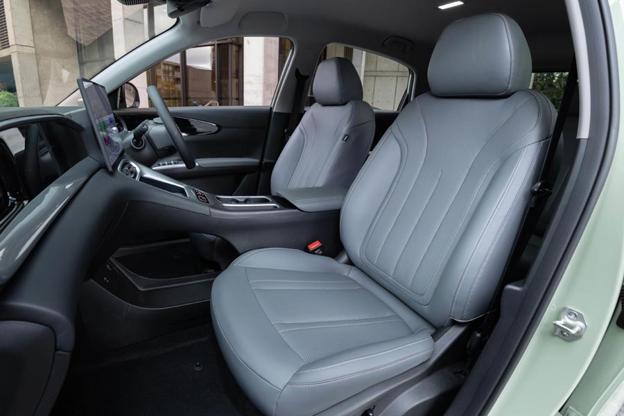 ���� ������ Geely EX2. �������� Geely EX2