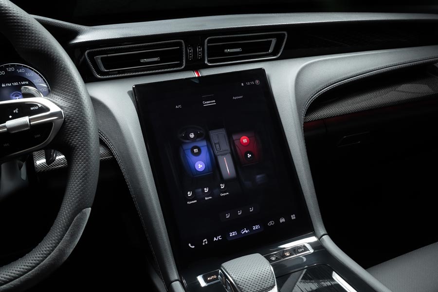   Hongqi H6.  Hongqi H6