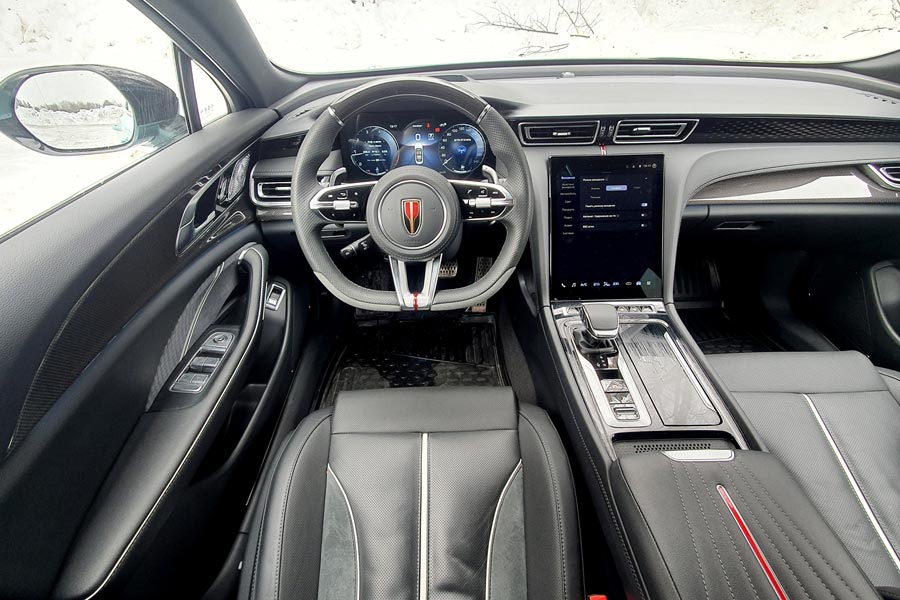 ���� ������ Hongqi H6. �������� Hongqi H6