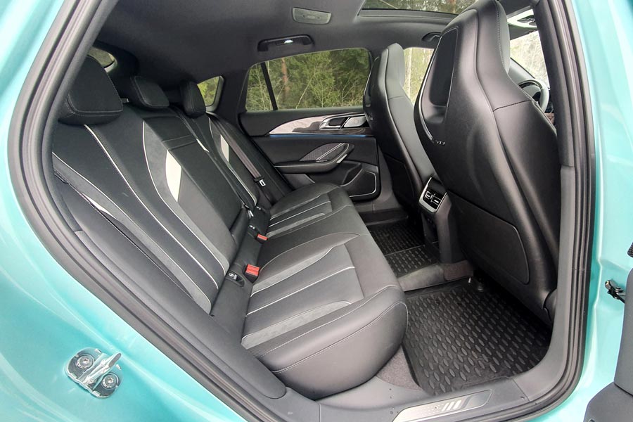 ���� ������ Hongqi H6. �������� Hongqi H6