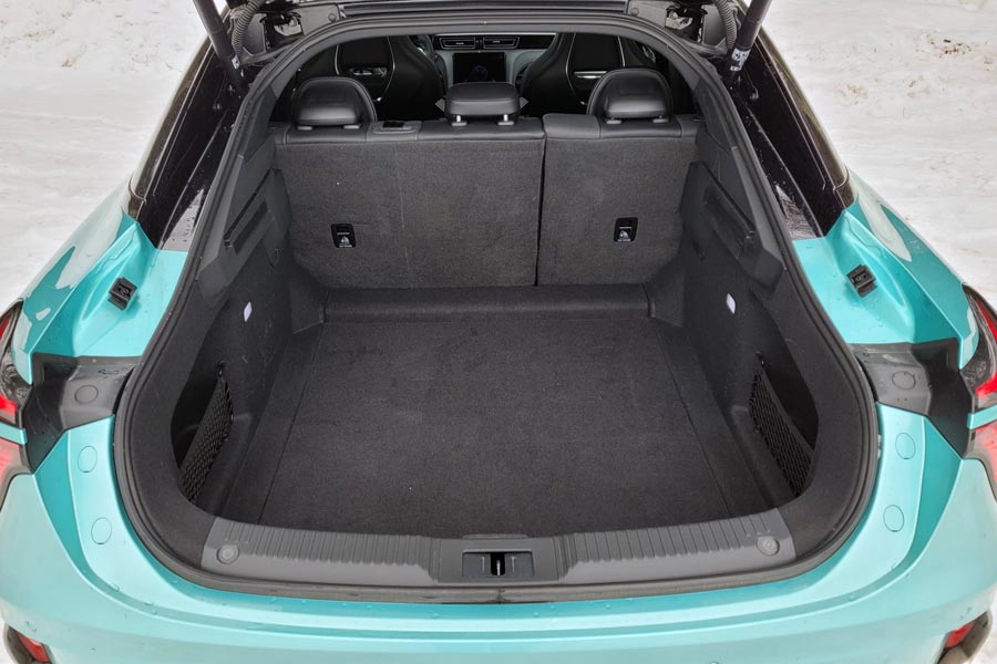 ���� ������ Hongqi H6. �������� Hongqi H6