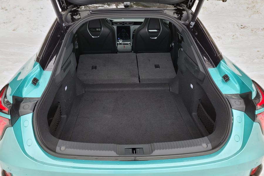 ���� ������ Hongqi H6. �������� Hongqi H6