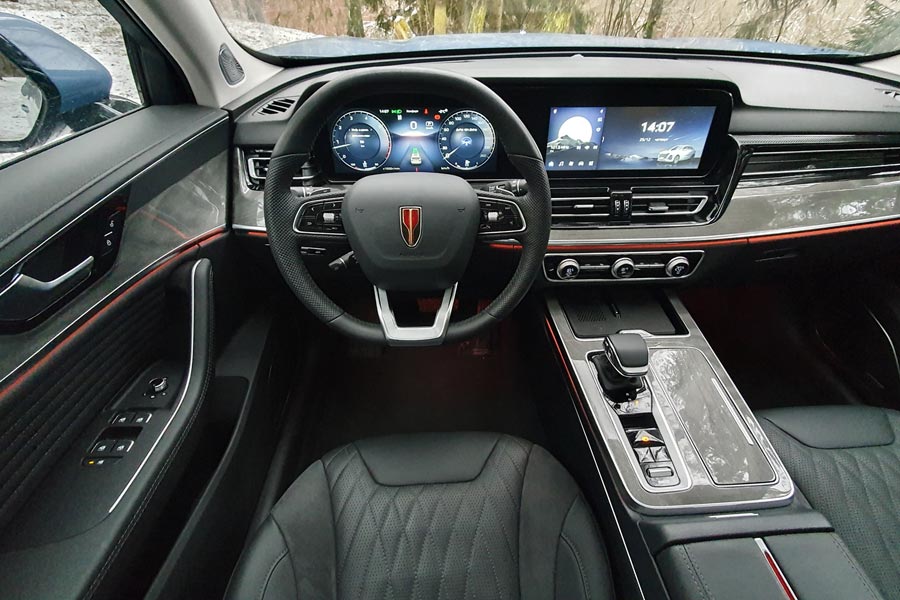 ���� ������ Hongqi HS5. �������� Hongqi HS5