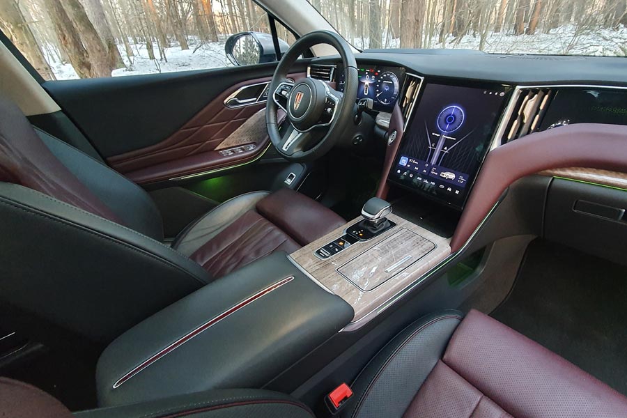 ���� ������ Hongqi HS7. �������� Hongqi HS7