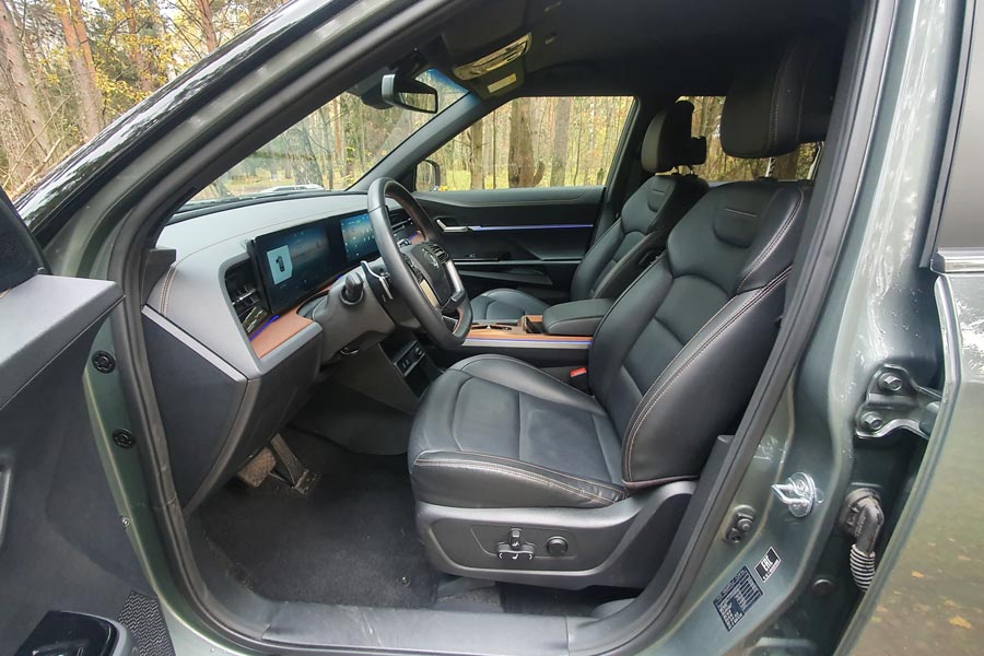   KGM Torres.  KGM Torres