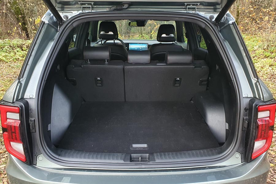   KGM Torres.  KGM Torres