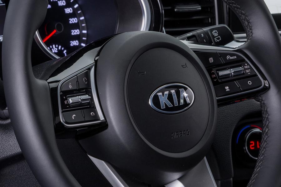   Kia Ceed.  Kia Ceed