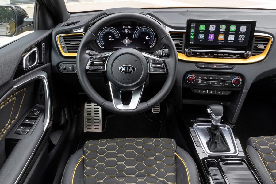   Kia XCeed.  Kia XCeed