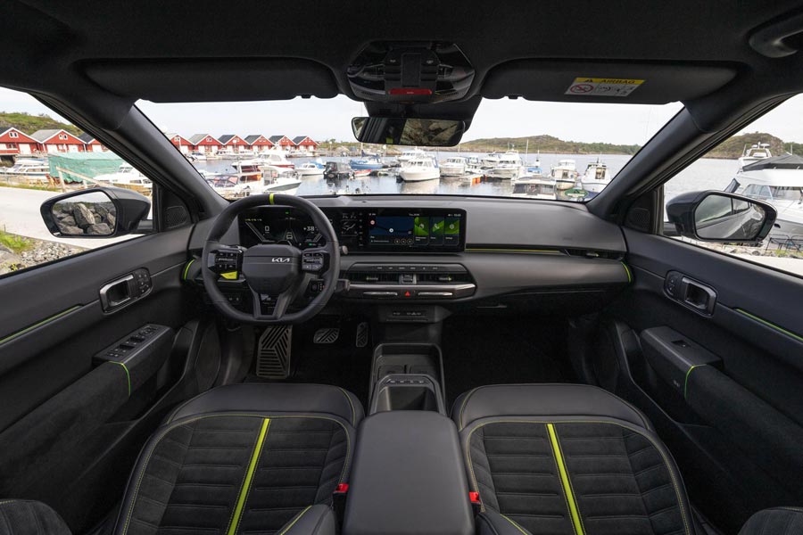 ���� ������ Kia EV4 GT. �������� Kia EV4 GT