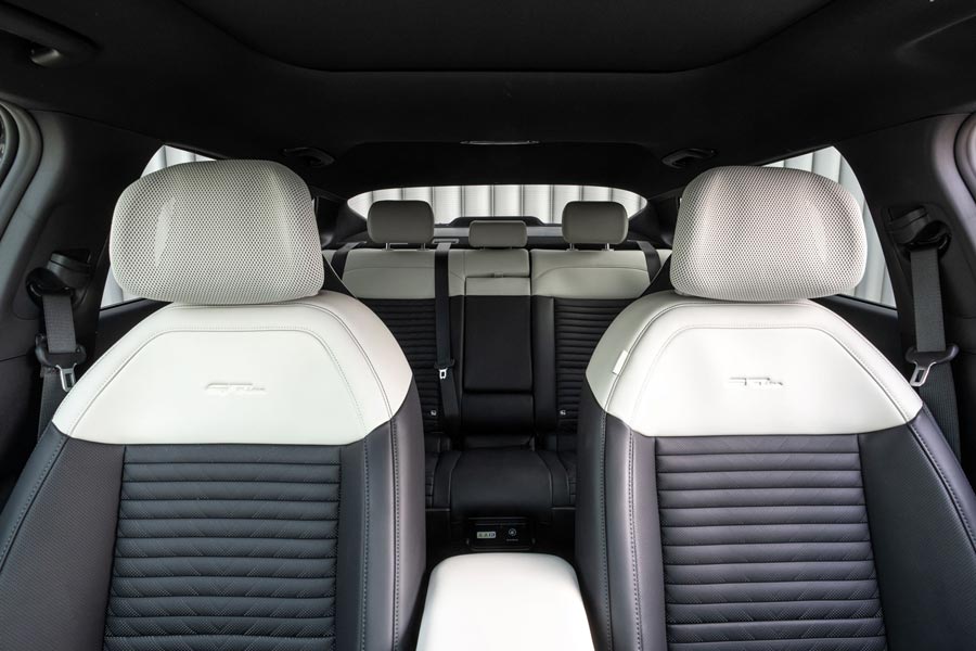   Kia EV4 Sedan.  Kia EV4 Sedan