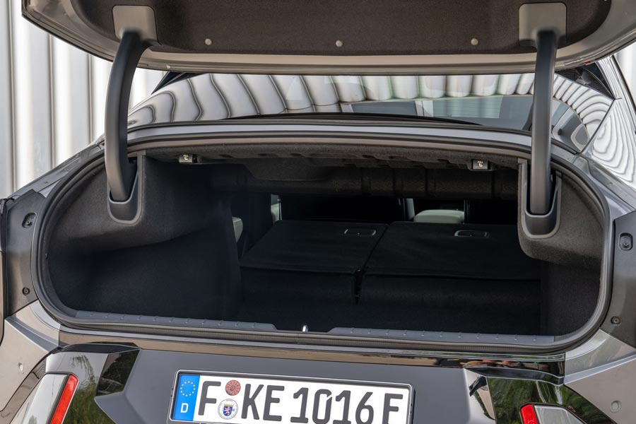   Kia EV4 Sedan.  Kia EV4 Sedan