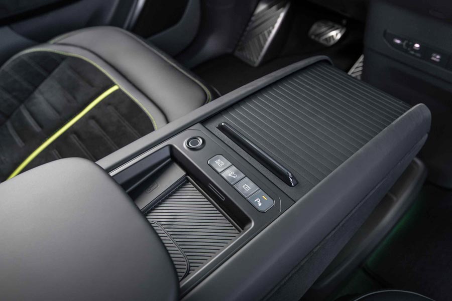   Kia EV9 GT.  Kia EV9 GT