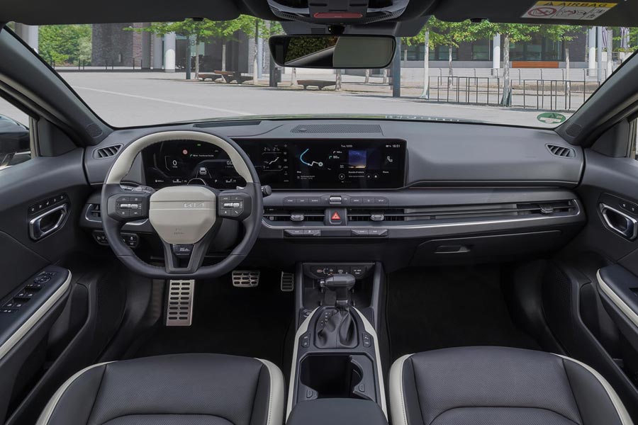 ���� ������ Kia K4 Sportwagon. �������� Kia K4 Sportwagon