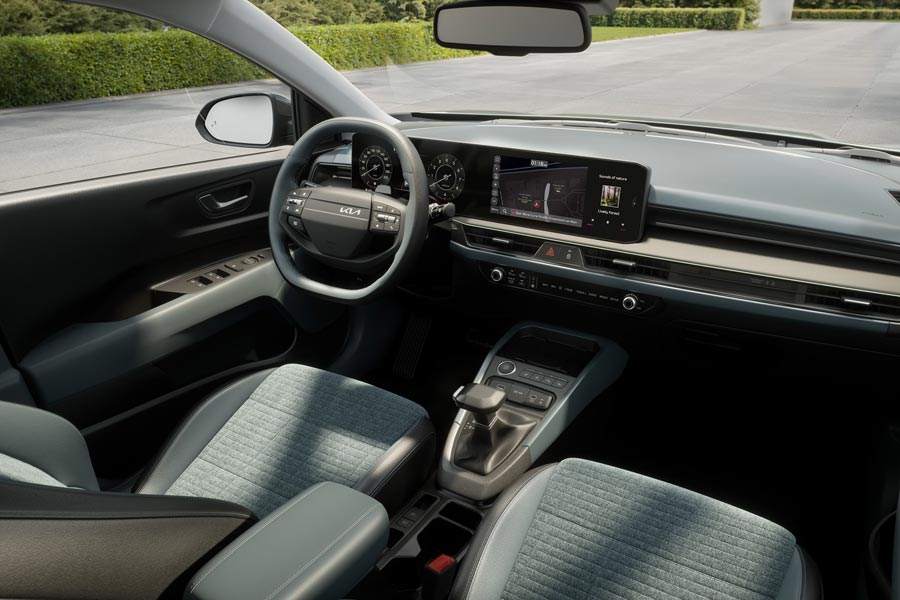 ���� ������ Kia Stonic. �������� Kia Stonic