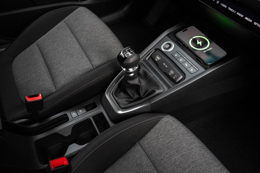 ���� ������ Kia Stonic. �������� Kia Stonic