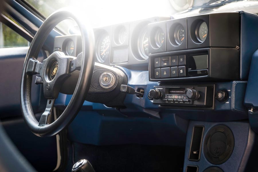   Lamborghini Jalpa.  Lamborghini Jalpa