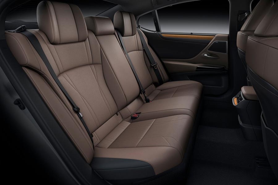 ���� ������ Lexus ES. �������� Lexus ES