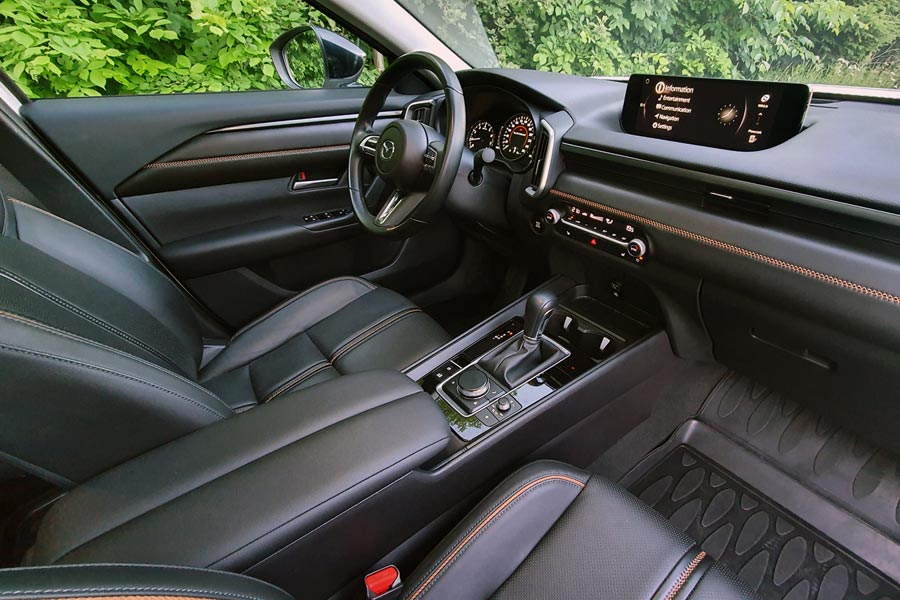���� ������ Mazda CX-50. �������� Mazda CX-50