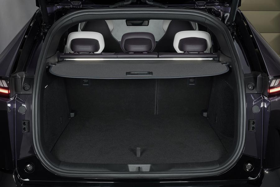 ���� ������ Mazda CX-6e. �������� Mazda CX-6e