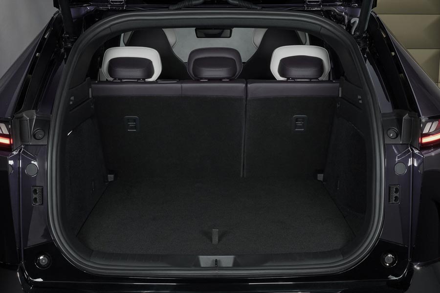 ���� ������ Mazda CX-6e. �������� Mazda CX-6e