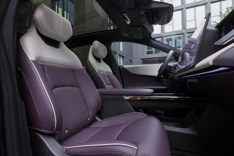���� ������ Mazda CX-6e. �������� Mazda CX-6e