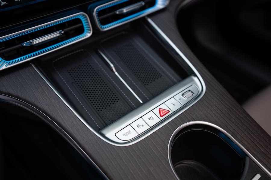 ���� ������ Mercedes C-Class Electric. �������� Mercedes C-Class Electric