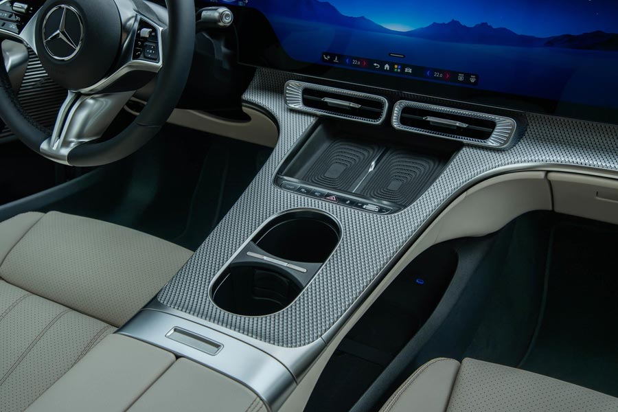 ���� ������ Mercedes C-Class Electric. �������� Mercedes C-Class Electric