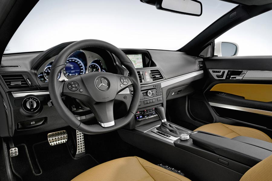   Mercedes E-Class Coupe.  Mercedes E-Class Coupe