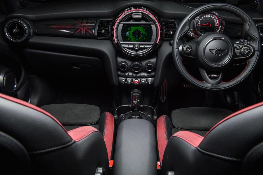   Mini John Cooper Works.  Mini John Cooper Works