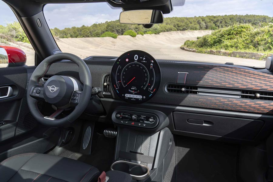   Mini John Cooper Works.  Mini John Cooper Works