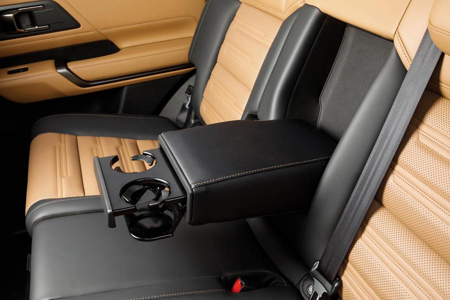 ���� ������ Mitsubishi Pajero. �������� Mitsubishi Pajero