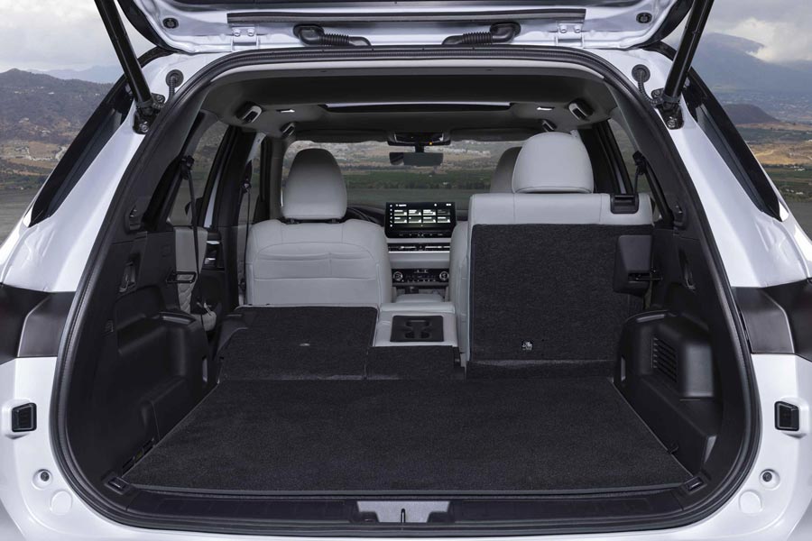   Mitsubishi Outlander PHEV.  Mitsubishi Outlander PHEV