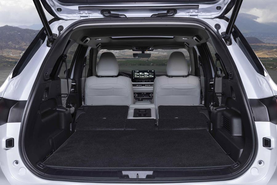   Mitsubishi Outlander PHEV.  Mitsubishi Outlander PHEV