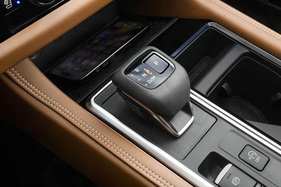 ���� ������ Nissan Pathfinder. �������� Nissan Pathfinder