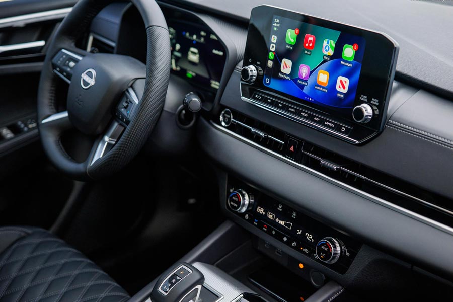 ���� ������ Nissan Rogue. �������� Nissan Rogue